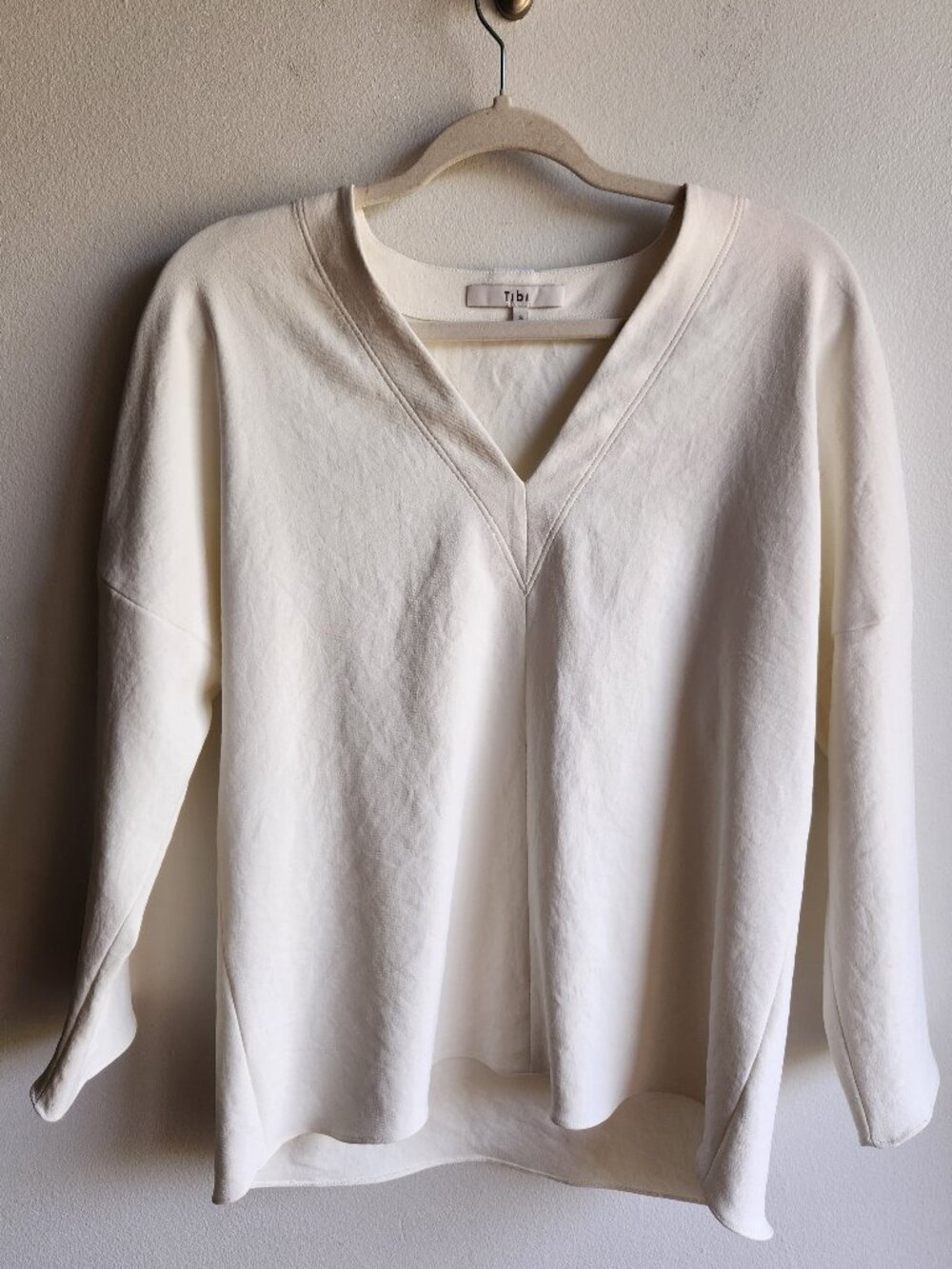 Tibi Ivory Stretch V-Neck Draped Top – Sz S